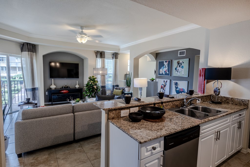 The Charleston Apartment Boca Raton